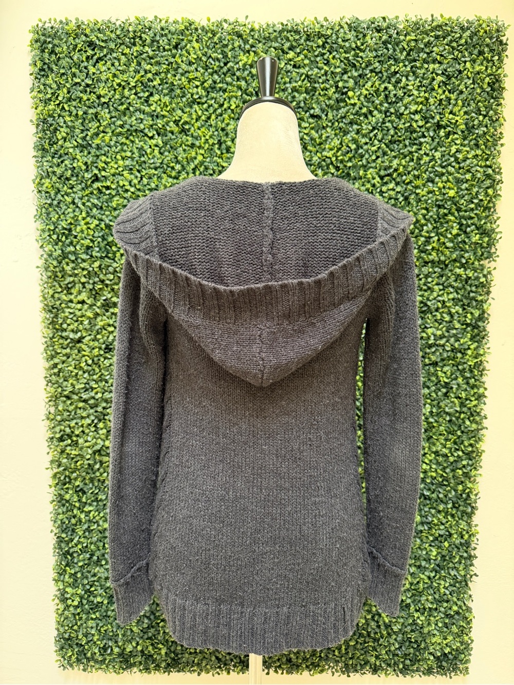 Women’s grey hooded sweater